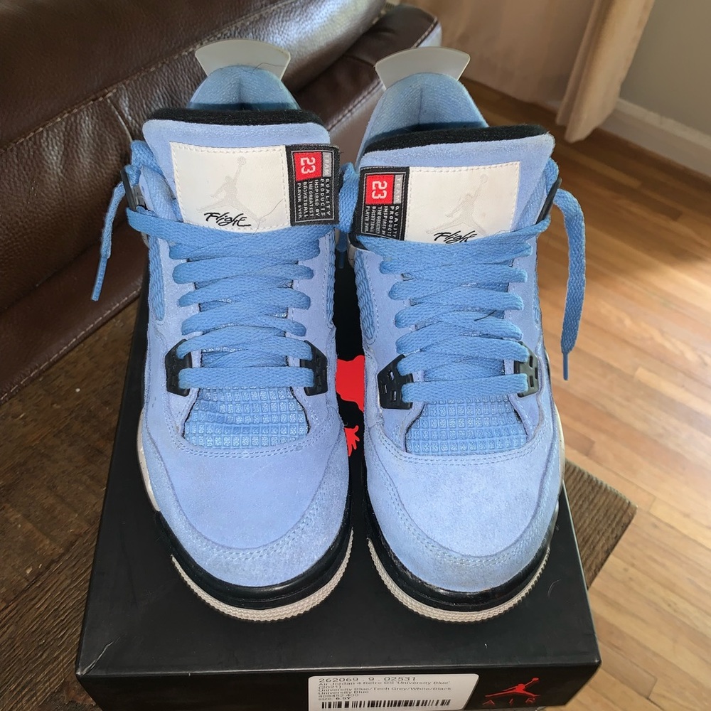 Air Jordan Retro 4 GS University Blue